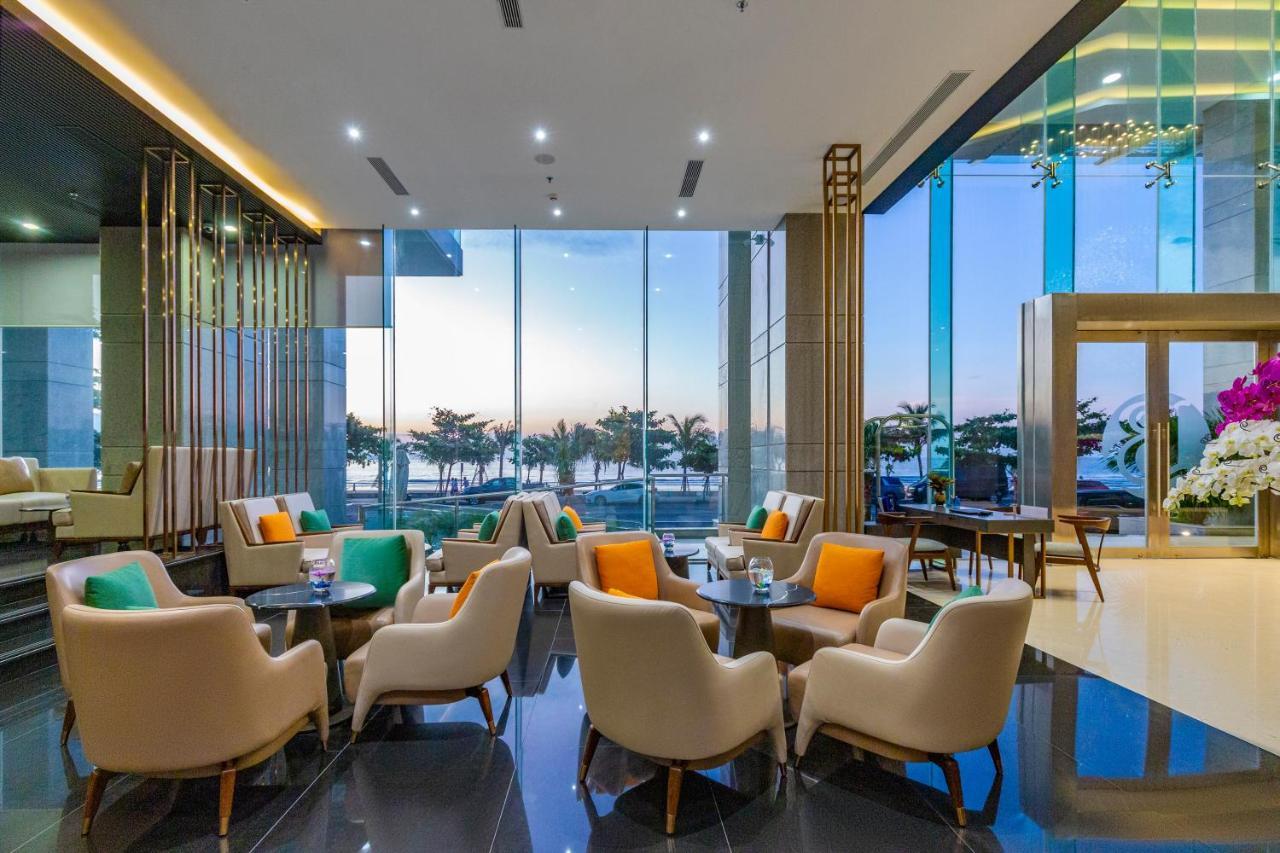Le Sands Oceanfront Danang Hotel Экстерьер фото