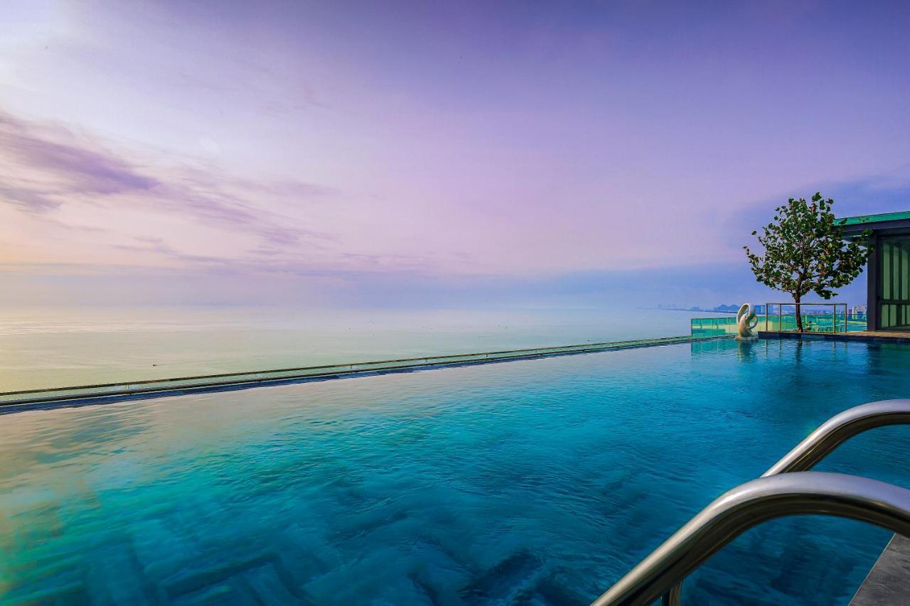 Le Sands Oceanfront Danang Hotel Экстерьер фото